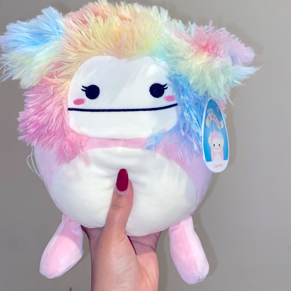 Squishmallows Caparinne the Bigfoot - Picture 2 of 5